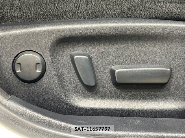 Toyota CROWN SEDAN 2013-11 8365317-6