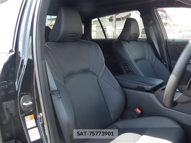 Toyota CROWN SEDAN 2024-06 8365290-27