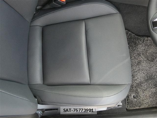 Toyota CROWN SEDAN 2024-06 8365290-28