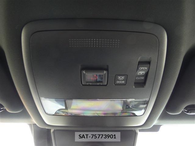 Toyota CROWN SEDAN 2024-06 8365290-5