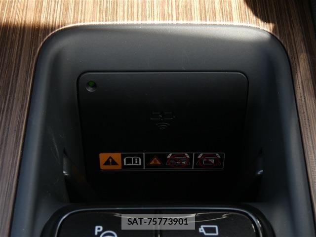 Toyota CROWN SEDAN 2024-06 8365290-8