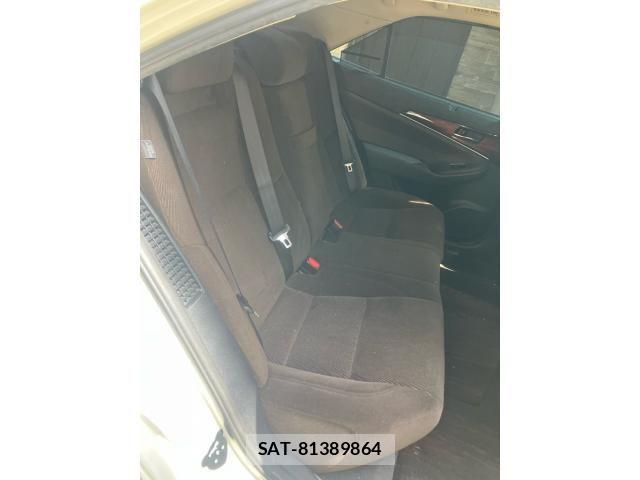 Toyota CROWN SEDAN 2013-06 8365320-12