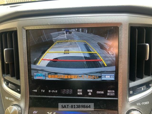Toyota CROWN SEDAN 2013-06 8365320-16