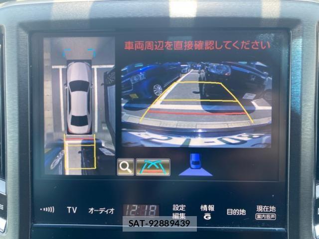Toyota CROWN SEDAN 2013-08 8365321-23