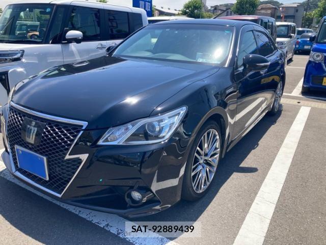 Toyota CROWN SEDAN 2013-08 8365321-3
