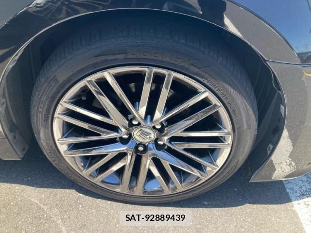 Toyota CROWN SEDAN 2013-08 8365321-8