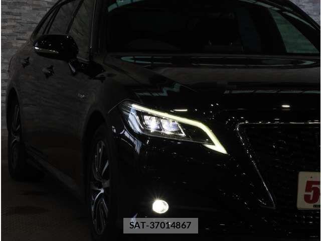 Toyota CROWN SEDAN 2019-05 8365314-15