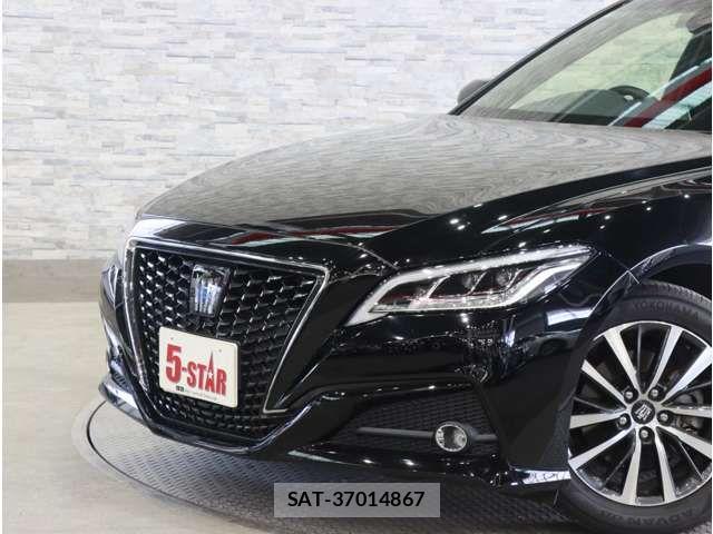 Toyota CROWN SEDAN 2019-05 8365314-16