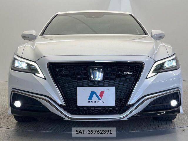 Toyota CROWN SEDAN 2021-10 8365301-14