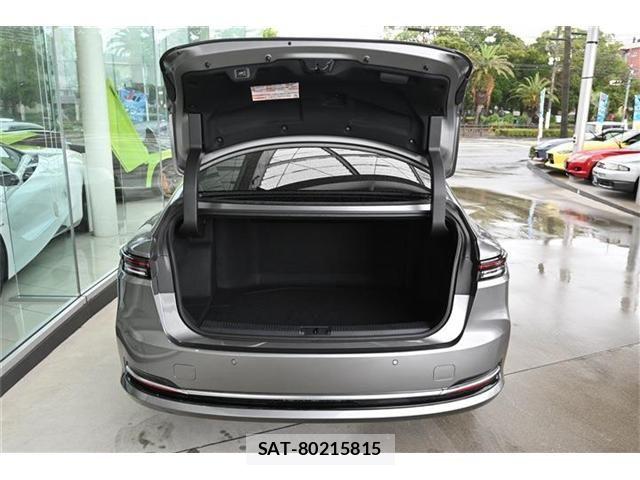 Toyota CROWN SEDAN 2024-04 8365289-16