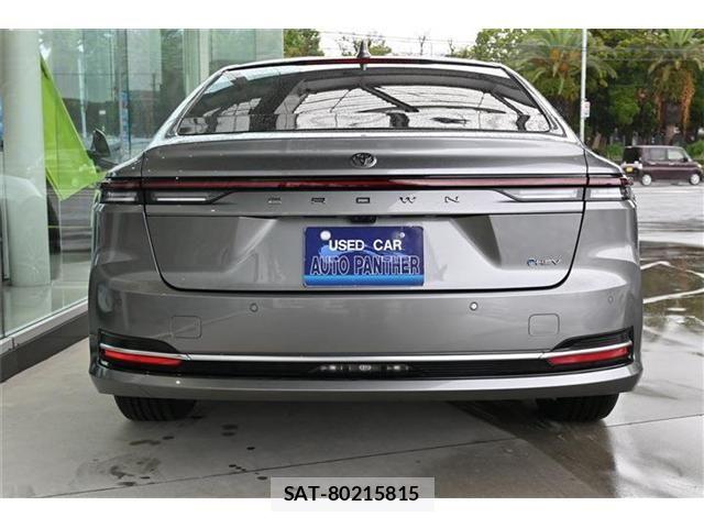Toyota CROWN SEDAN 2024-04 8365289-3