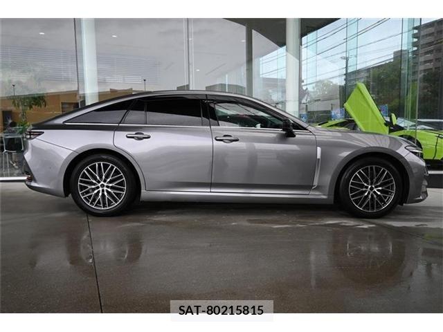Toyota CROWN SEDAN 2024-04 8365289-5