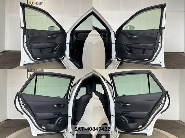 Toyota CROWN SEDAN 2021-05 8365298-12
