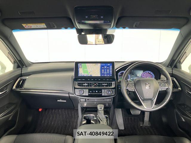 Toyota CROWN SEDAN 2021-05 8365298-1