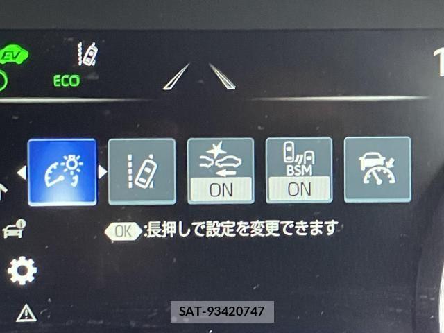 Toyota CROWN SEDAN 2022-04 8365292-14