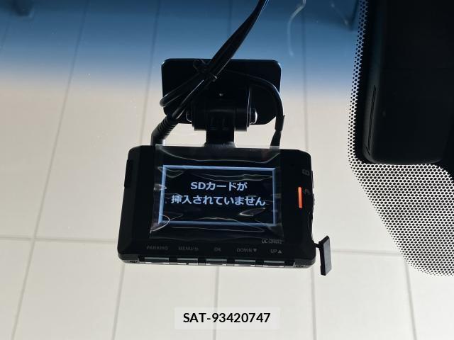 Toyota CROWN SEDAN 2022-04 8365292-16