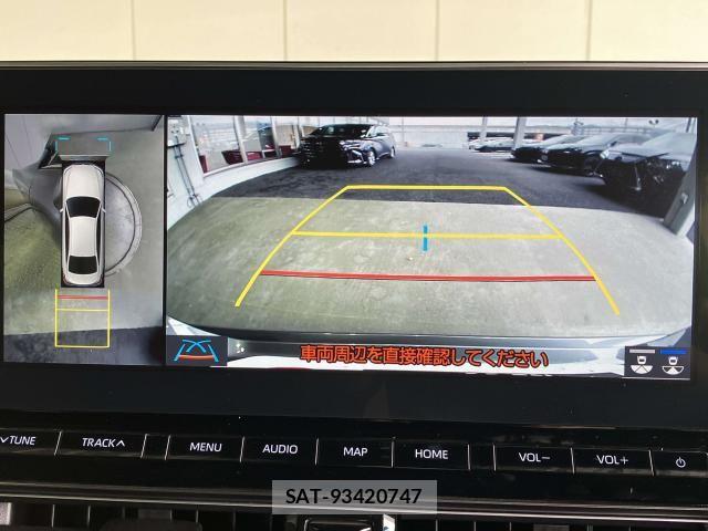 Toyota CROWN SEDAN 2022-04 8365292-7