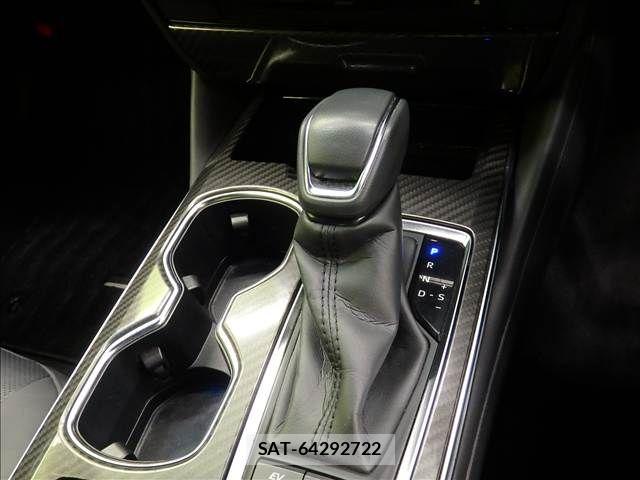Toyota CROWN SEDAN 2021-07 8365294-12
