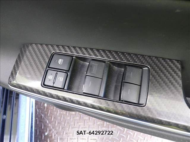 Toyota CROWN SEDAN 2021-07 8365294-23