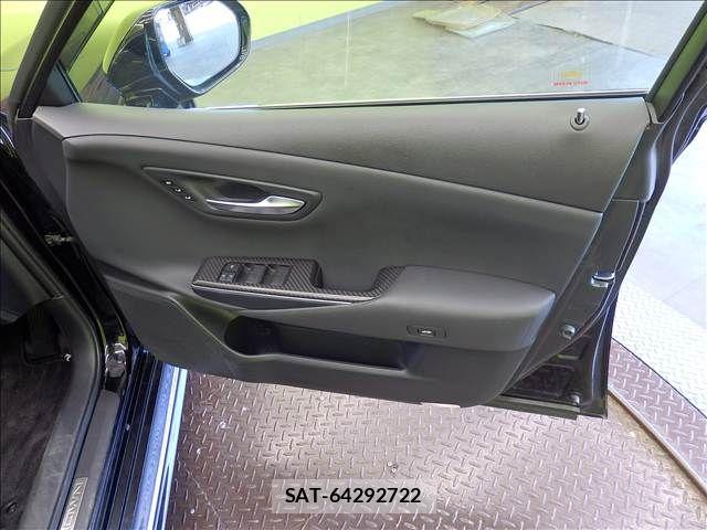 Toyota CROWN SEDAN 2021-07 8365294-24