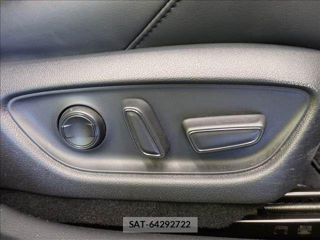 Toyota CROWN SEDAN 2021-07 8365294-25