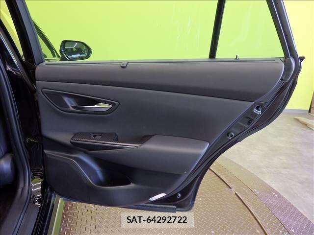 Toyota CROWN SEDAN 2021-07 8365294-28