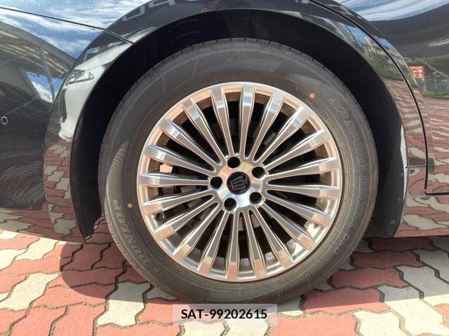 Toyota CROWN SEDAN 2024-10 8365287-12