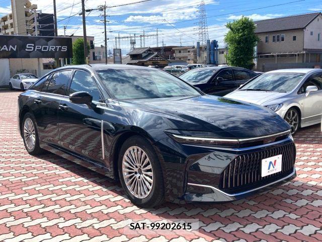 Toyota CROWN SEDAN 2024-10 8365287-15