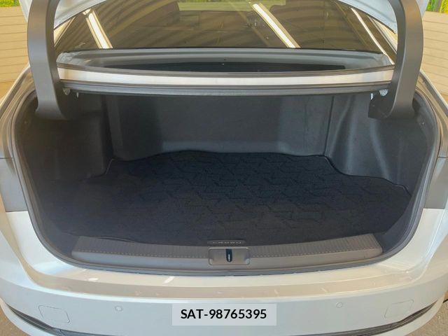 Toyota CROWN SEDAN 2024-09 8365285-13