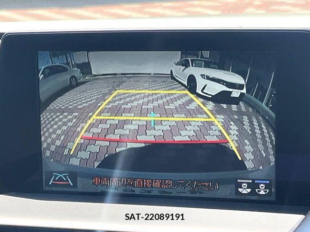 Toyota CROWN SEDAN 2018-07 8365310-3