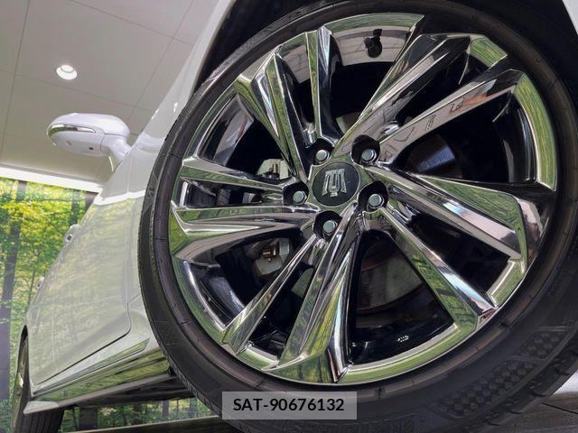 Toyota CROWN SEDAN 2021-08 8365296-14