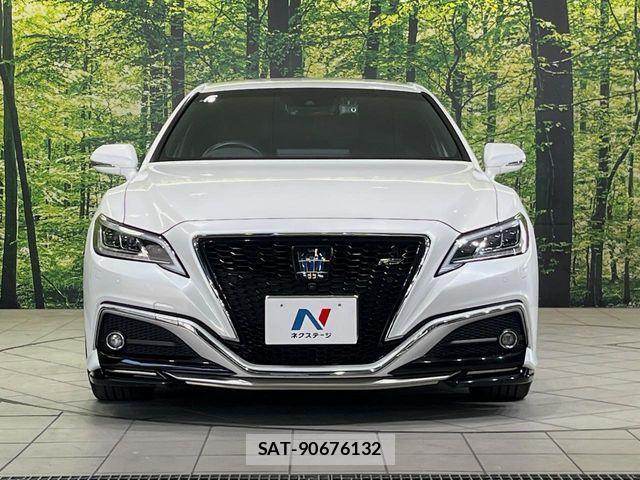 Toyota CROWN SEDAN 2021-08 8365296-15
