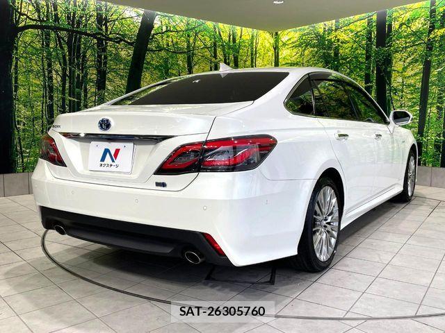 Toyota CROWN SEDAN 2019-11 8365308-16