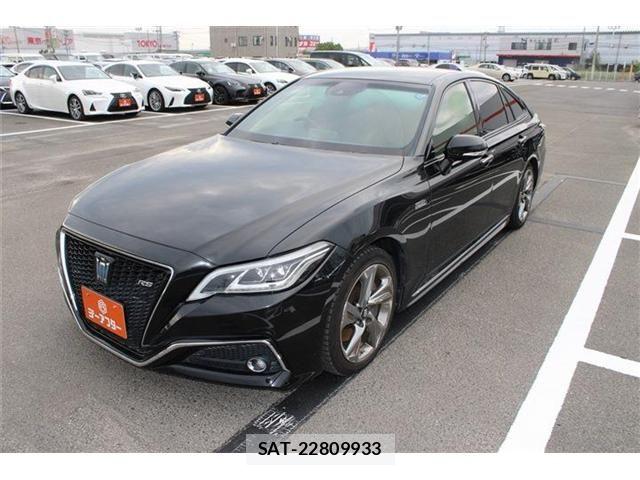 Toyota CROWN SEDAN 2018-07 8365311-14