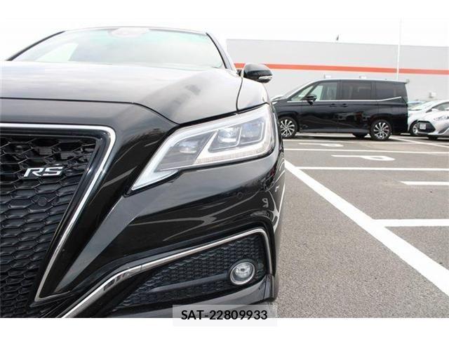 Toyota CROWN SEDAN 2018-07 8365311-17