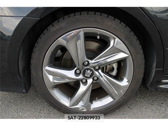 Toyota CROWN SEDAN 2018-07 8365311-22