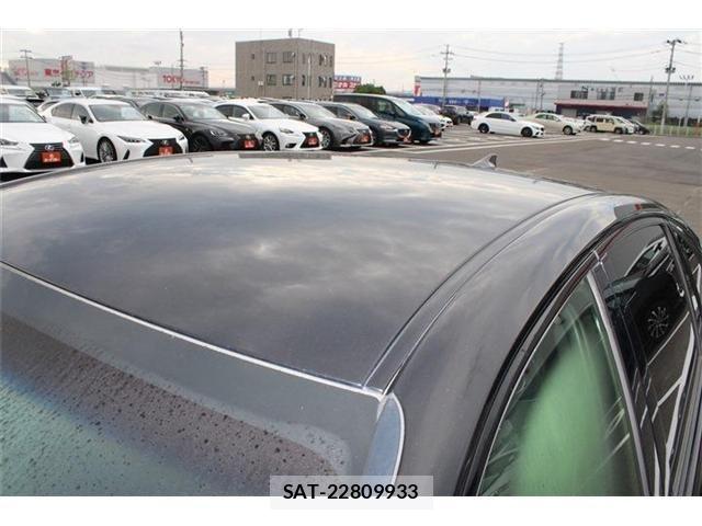 Toyota CROWN SEDAN 2018-07 8365311-29