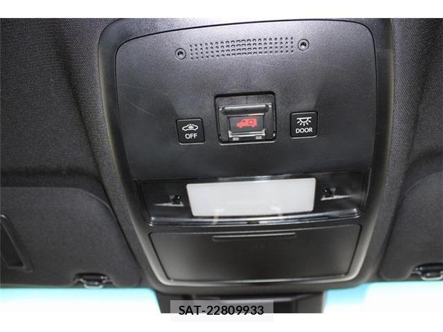 Toyota CROWN SEDAN 2018-07 8365311-6