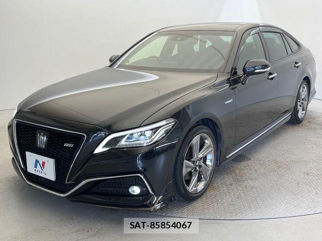 Toyota CROWN SEDAN 2019-04 8365297-2