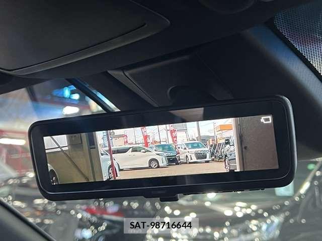 Toyota CROWN SEDAN 2019-09 8365303-9