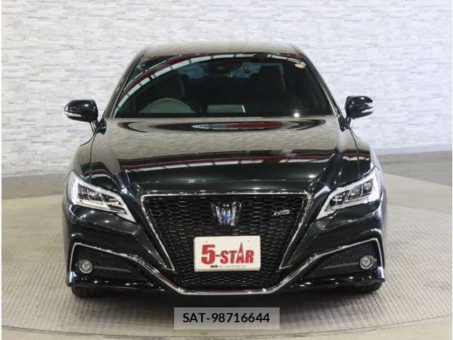 Toyota CROWN SEDAN 2019-09 8365303-11