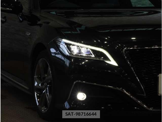 Toyota CROWN SEDAN 2019-09 8365303-15