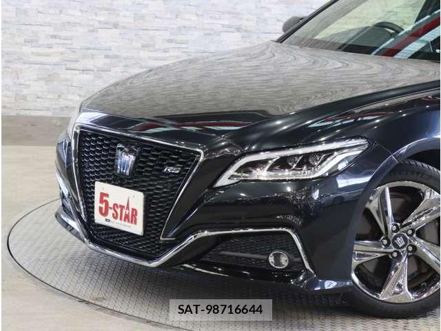Toyota CROWN SEDAN 2019-09 8365303-17