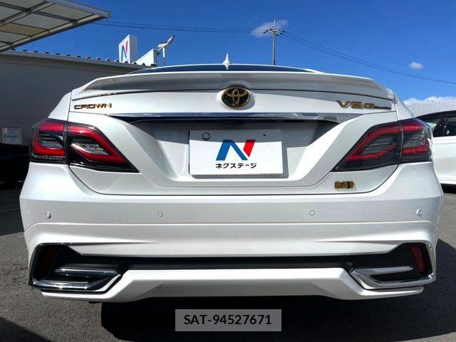 Toyota CROWN SEDAN 2021-05 8365291-16
