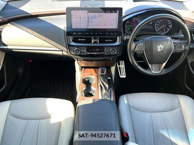 Toyota CROWN SEDAN 2021-05 8365291-1