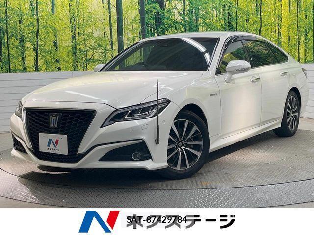 Toyota CROWN SEDAN 2018-12 8365305-0