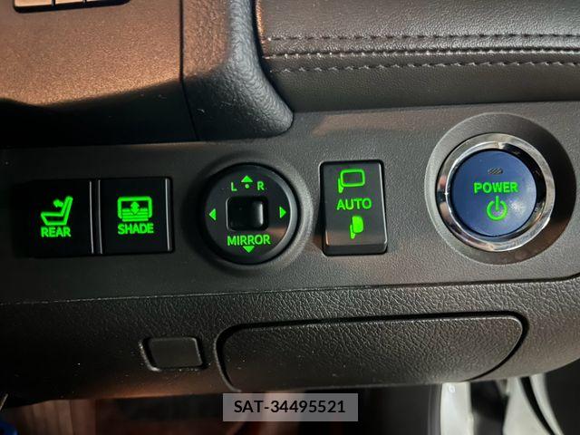 Toyota CROWN SEDAN 2012-03 8365319-16