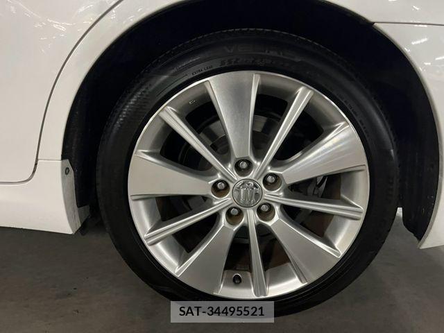 Toyota CROWN SEDAN 2012-03 8365319-23