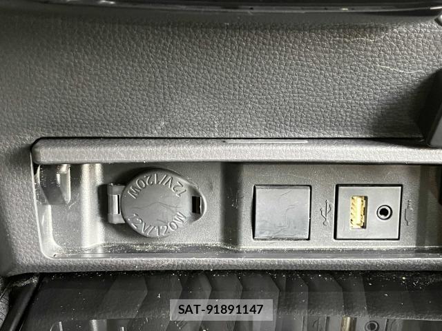 Toyota CROWN SEDAN 2019-11 8371550-16