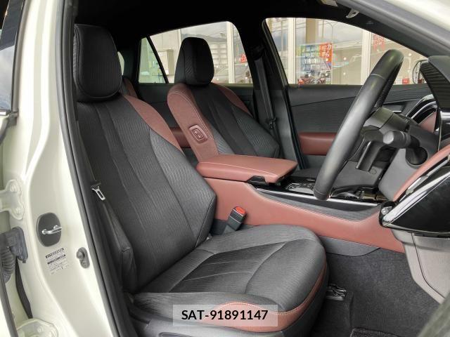 Toyota CROWN SEDAN 2019-11 8371550-18